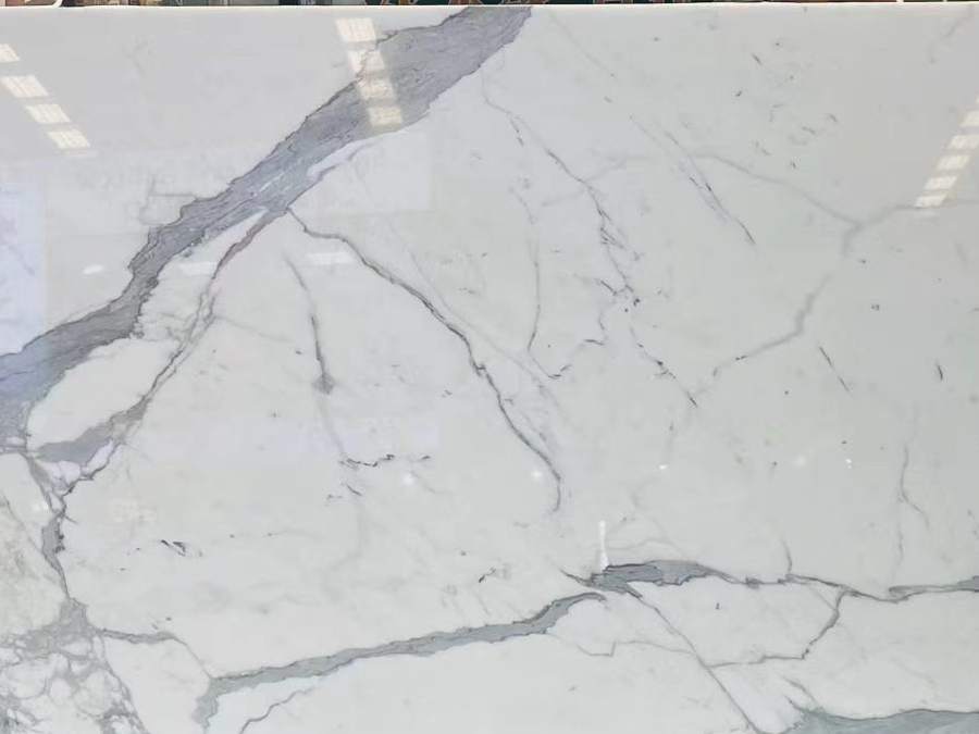 Calacatta — Slab