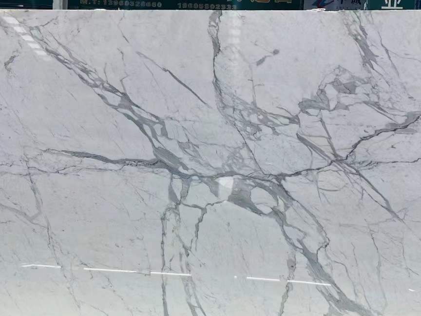 Calacatta — Slab