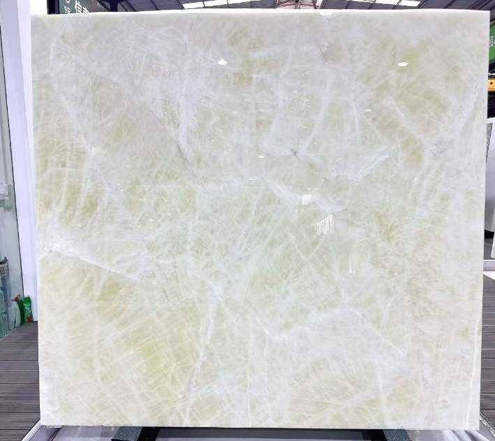 Da Vinci White Onyx — Slab