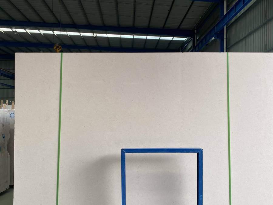 Moca Cream — Limestone