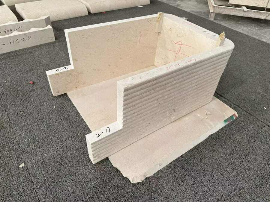 Moon Cream Beige — Slab
