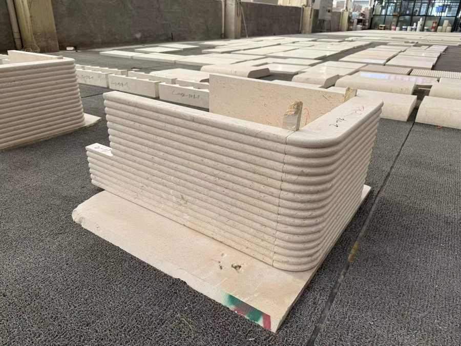 Moon Cream Beige — Slab