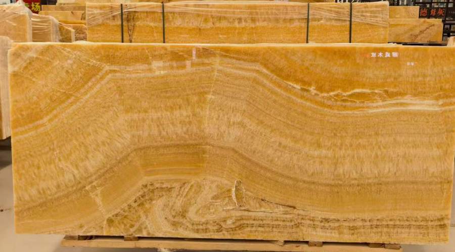 Organe Yellow Onyx — Slab
