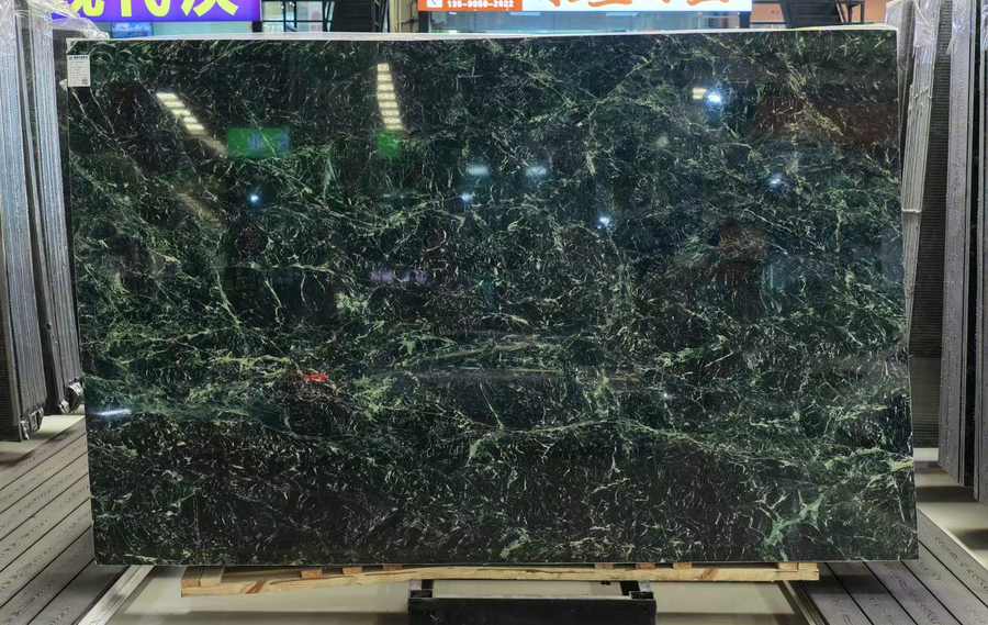 Parada Green — Slab